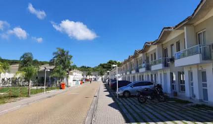 Linda casa no condomínio Vivant - Estrada da Cachamorra