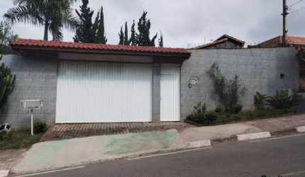 Casa com 4 dormitórios - 1 suíte - piscina - varanda -  Chácara Recanto Verde -  Cotia