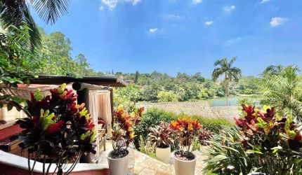Casa com 4 dormitórios  - 2 suítes, piscina, gourmet, linda vista para o lago!  Palos Verdes