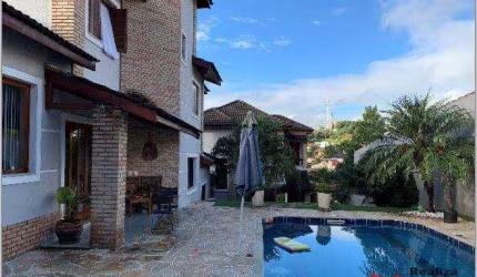 Casa com 5 dormitórios, 2 suites e garagem para 6 carros 460 m² por R$ 1.800.000 - GRANJA VIANA – NOVA HIGIENOPOLIS - Jandira/SP