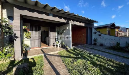 Cidreira-Casa ampla, no centro da cidade ao lado da concha acústica!