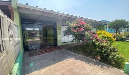 CIDREIRA/RS- CASA COM 3 DORMITÓRIOS PARA VENDA NO CENTRO DA CIDADE!