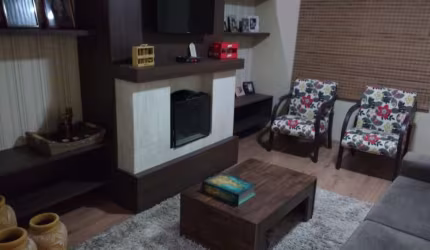 Casa com 2 quartos à venda na Aguinel Alves de Oliveira, 101, Carazal, Gramado por R$ 1.150.000
