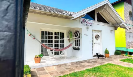 Casa com 3 quartos à venda na Getúlio Vargas, 600, Piratini, Gramado por R$ 1.500.000