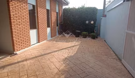 Casa à venda 3 quartos no Jardim das Estações - Araraquara / SP