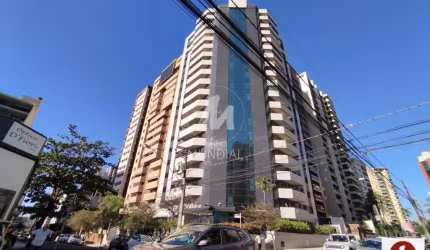 Apartamento (tipo - padrao) 4 dormitórios/suite, cozinha planejada, portaria 24hs, elevador, em condomínio fechado