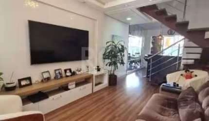Casa 2 dormitórios, bairro Hípica.      &lt;BR&gt;&lt;BR&gt;Fantástica moradia localizada no condomínio Residencial Lagos de Nova Ipanema, oferecendo 2 quartos, ambos com banheiro privativo, uma ampla
