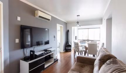 Encante-se com este Apartamento na Avenida da Cavalhada, totalmente mobiliado!&lt;BR&gt;&lt;BR&gt;Descubra o conforto e a beleza neste imóvel excepcional localizado em um condomínio fechado na Avenida