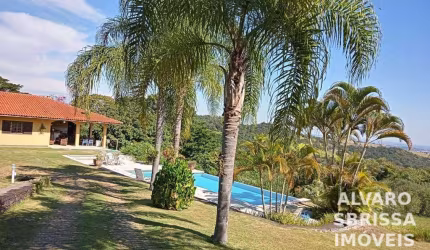 Sitio com 4 suites, 22.000 m2 em Itu SP permuta com casa em condomínio em Sorocaba