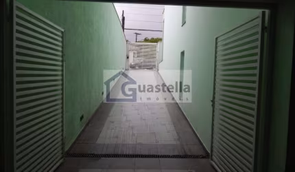 Conheça  Sobrado em Bairro Demarchi, São Bernardo do Campo. 450m², 4 dormitórios, 4 suítes, 6 banheiros. Venda por R$1.450.000,00.