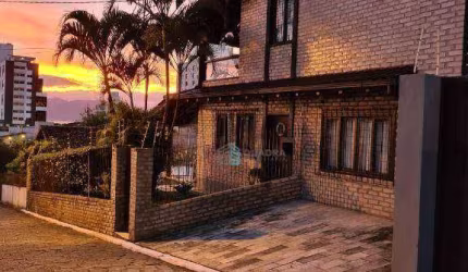 Casa com 3 dormitórios à venda, 278 m² por R$ 2.650.000,00 - Saco dos Limões - Florianópolis/SC