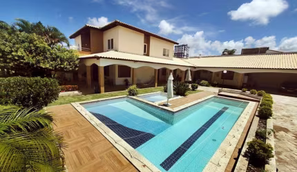 Casa à venda, 5 quartos, 3 suítes, 9 vagas, Farolândia - Aracaju/SE