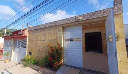 Vende-se Casa em Condomínio Fechado no Bairro 18 do Forte - Aracaju-SE