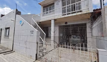 Casa Duplex à venda, 6 quartos, 2 suítes, 1 vaga, Siqueira Campos - Aracaju/SE