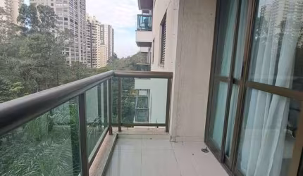 Apartamento para locação com 3 dormitórios sendo 1 suíte no Alphaville