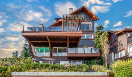 Casa 05 Dorm. à venda no Bairro Aspen Mountain com 622 m² de área privativa - 3 vagas de garagem