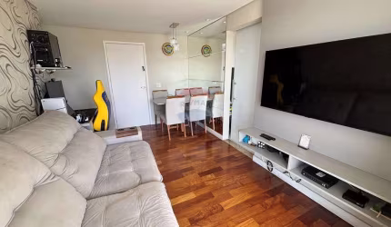 Apartamento com Planejados de 61m Próximo à Dutra, Macedo
