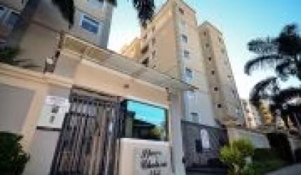 Lindo apartamento no Cristo Rei 3 Quartos sendo 1 suite