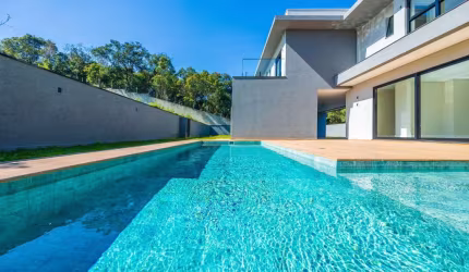 Linda casa de altíssimo padrão, perfeita para quem busca exclusividade é harmonia