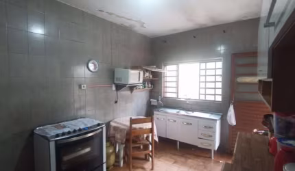 Casa para Venda em Salto, Jardim São Judas Tadeu, 3 dormitórios, 2 banheiros, 2 vagas