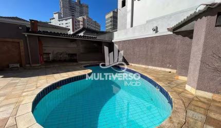 Casa à venda, 4 quartos no bairro José Menino em Santos