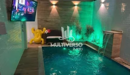 CASA SOBREPOSTA TÉRREA NA PONTA DA PRAIA COM PORTEIRA FECHADA