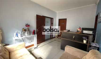 CASA DISPONÍVEL PARA VENDA NO CENTRO DE PEDERNEIRAS ! !