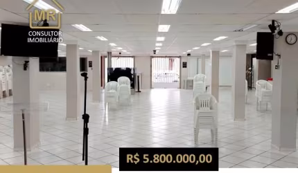 Prédio Comercial no Centro de Laranjeiras