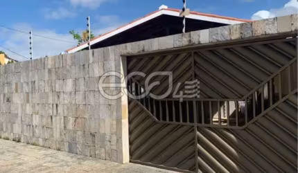 Casa com 3 quartos à venda na Rua da Enseada, 32, Aeroporto, Aracaju, 348 m2 por R$ 690.000