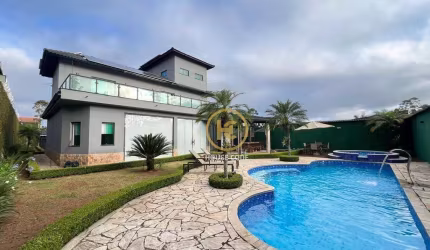 Casa com 3 quartos à venda, 366 m² por R$ 1.120.000 - Centro (Caucaia do Alto) - Cotia/SP