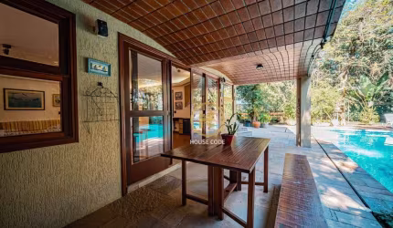 Casa com 5 Quartos(5 Suítes) à venda, 600 m² por R$ 2.450.000 ou Aluguel por R$ 17.300 (Pacote) - Condomínio FOREST HILLS - Granja Viana - SP