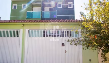 Sobrado de 192m² à venda em Santo André-SP, Vila Curuçá: 3 quartos, 1 suíte, 1 sala, 2 banheiros e 6 vagas de garagem. Adquira já!