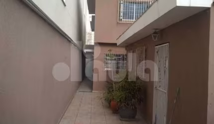 Sobrado de 192m² à venda na Vila América, Santo André-SP: 3 quartos, 1 suíte, 1 sala, 2 banheiros e 2 vagas
