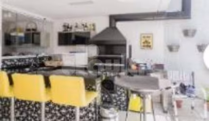 Sobrado com 250 m² de área e 150 de terreno sendo 5X30 , Bairro Jardim Silveira Santo Andre .