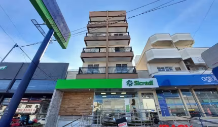 Apartamento com 2 quartos para alugar na Avenida Leoberto Leal, 440, Barreiros, São José, 40 m2 por R$ 2.200