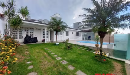 Casa com 4 quartos para alugar na Rua Senador Milton Campos, 303, Coqueiros, Florianópolis, 170 m2 por R$ 7.000