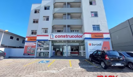 Apartamento com 2 quartos para alugar na Avenida Elza Lucchi, 351, Ponte do Imaruim, Palhoça, 60 m2 por R$ 1.600