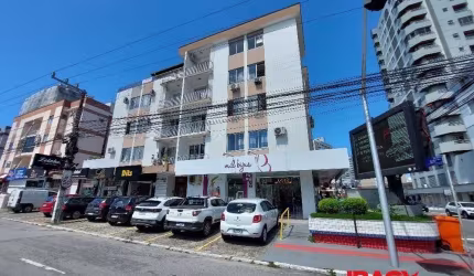 Apartamento com 2 quartos para alugar na Avenida Lédio João Martins, 828, Kobrasol, São José, 63 m2 por R$ 2.000