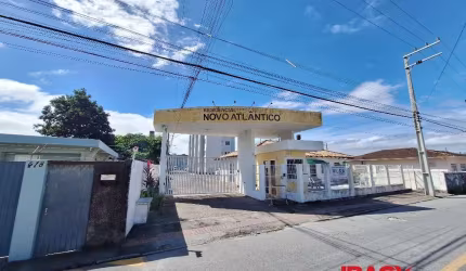 Apartamento com 2 quartos para alugar na Rua José Luiz Martins, 400, Barra do Aririú, Palhoça, 47 m2 por R$ 1.200