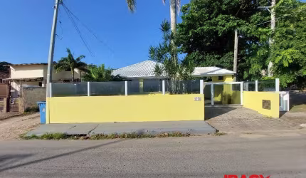 Casa com 3 quartos para alugar na Rodovia Haroldo Soares Glavan, 1776, Cacupé, Florianópolis, 120 m2 por R$ 6.000
