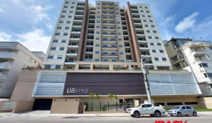 Apartamento com 2 quartos para alugar na Rua do Bunganvília, 340, Pedra Branca, Palhoça, 56 m2 por R$ 2.900