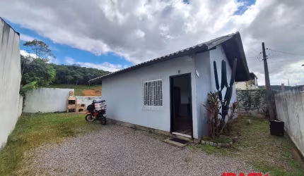 Casa com 2 quartos para alugar na Travessa 02 da rua Mathias schell, 498, Sertão do Maruim, São José, 62 m2 por R$ 2.500