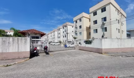 Apartamento com 2 quartos para alugar na Rua Mathias Schell, 313, Sertão do Maruim, São José, 41 m2 por R$ 1.250