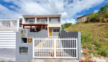 Casa com 2 quartos para alugar na Rua Licurana, 147, Potecas, São José, 72 m2 por R$ 2.200