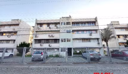 Apartamento com 2 quartos para alugar na Rua Jade Magalhães, 73, Centro, Florianópolis, 61 m2 por R$ 2.650