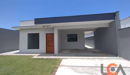 Casa com 3 dormitórios à venda, 145 m² por R$ 930.000,00 - Pontal de Santa Marina - Caraguatatuba/SP