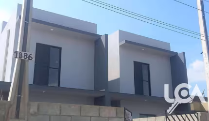 Sobrado com 2 dormitórios à venda, 92 m² por R$ 380.000 - Pontal de Santa Marina - Caraguatatuba/SP