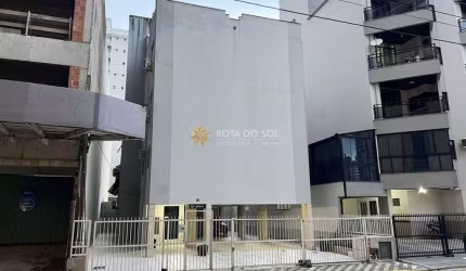 Residencial Janaina apartamento 2 quartos na Meia Praia