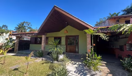 CASA TÉRREA COM 2 DORMITÓRIOS DENTRO DE CONDOMINIO NA RESSACA
