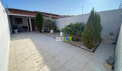 Casa com 3 dormitórios à venda, 112 m² por R$ 630.000 - Maraponga - Fortaleza/CE
